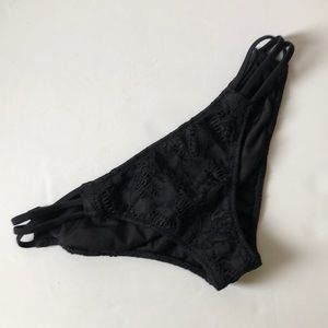 The Strappy cheeky bikini bottom